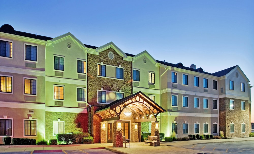 Staybridge Suites O Fallon Chesterfield 3/50