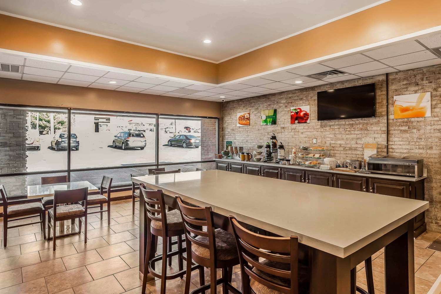 Quality Inn South Boston - Danville East 30/42