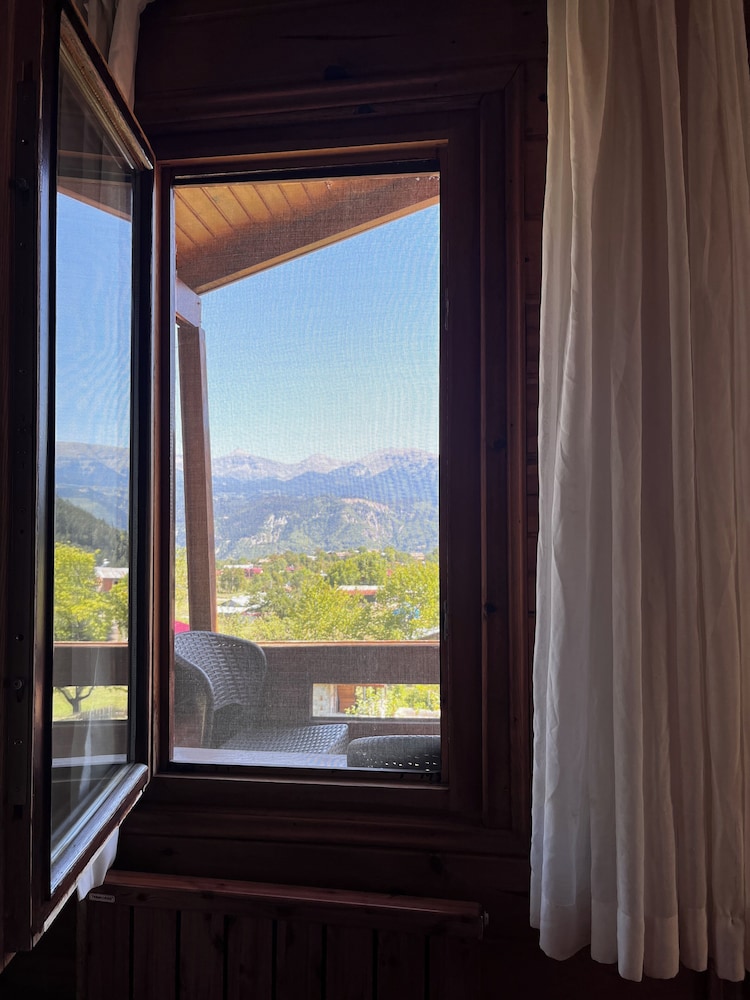 Laset Bungalov Tatil Koyu 10/17