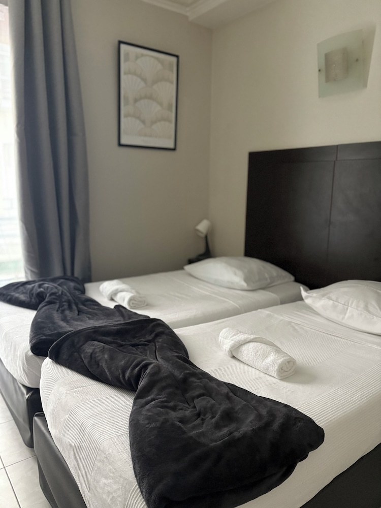 Hotel du MontLouis 18/50