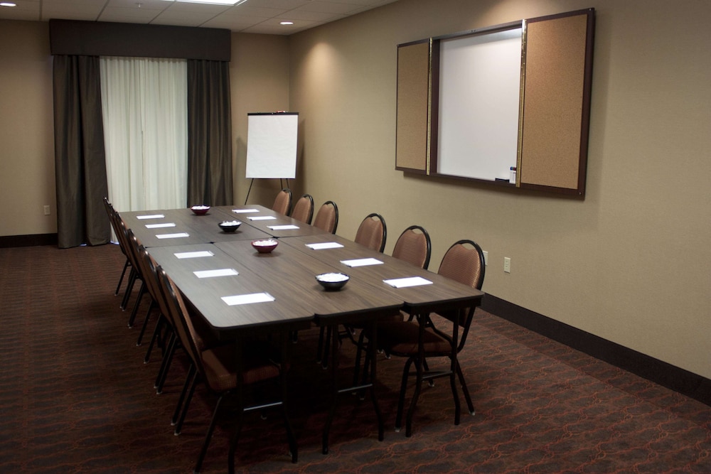 Hampton Inn Burlington, WI 49/58