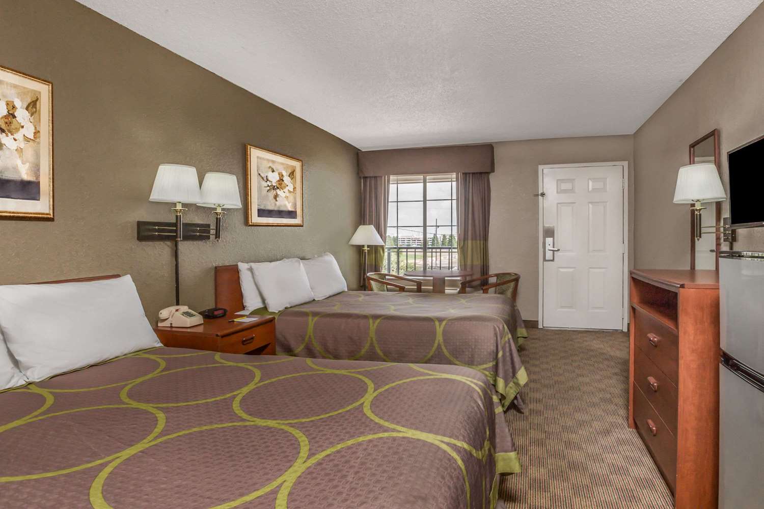 Super 8 By Wyndham Metairie 13/26