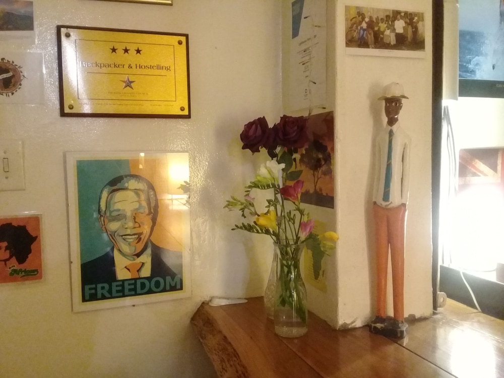 Lighthouse Farm Backpackers Lodge 4/42