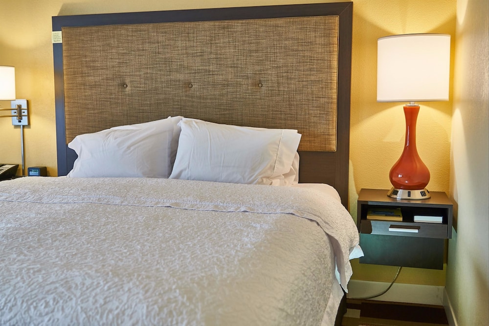 Hampton Inn Uniontown 19/63