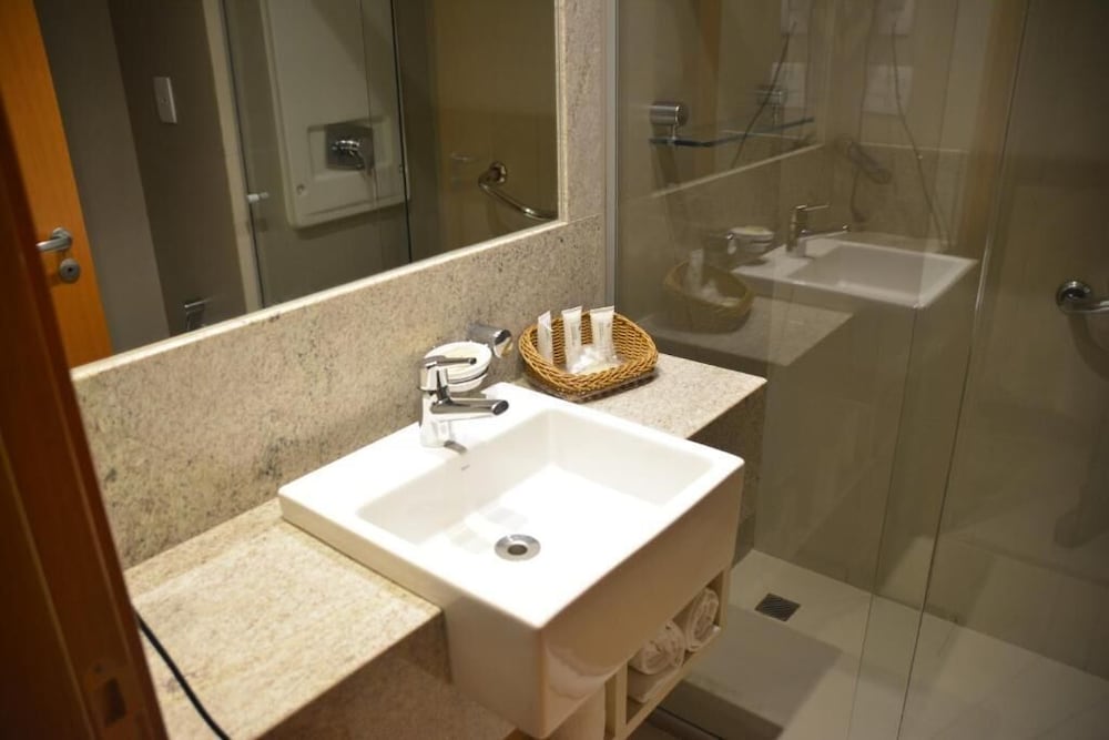 Jade Hotel Brasília 48/48