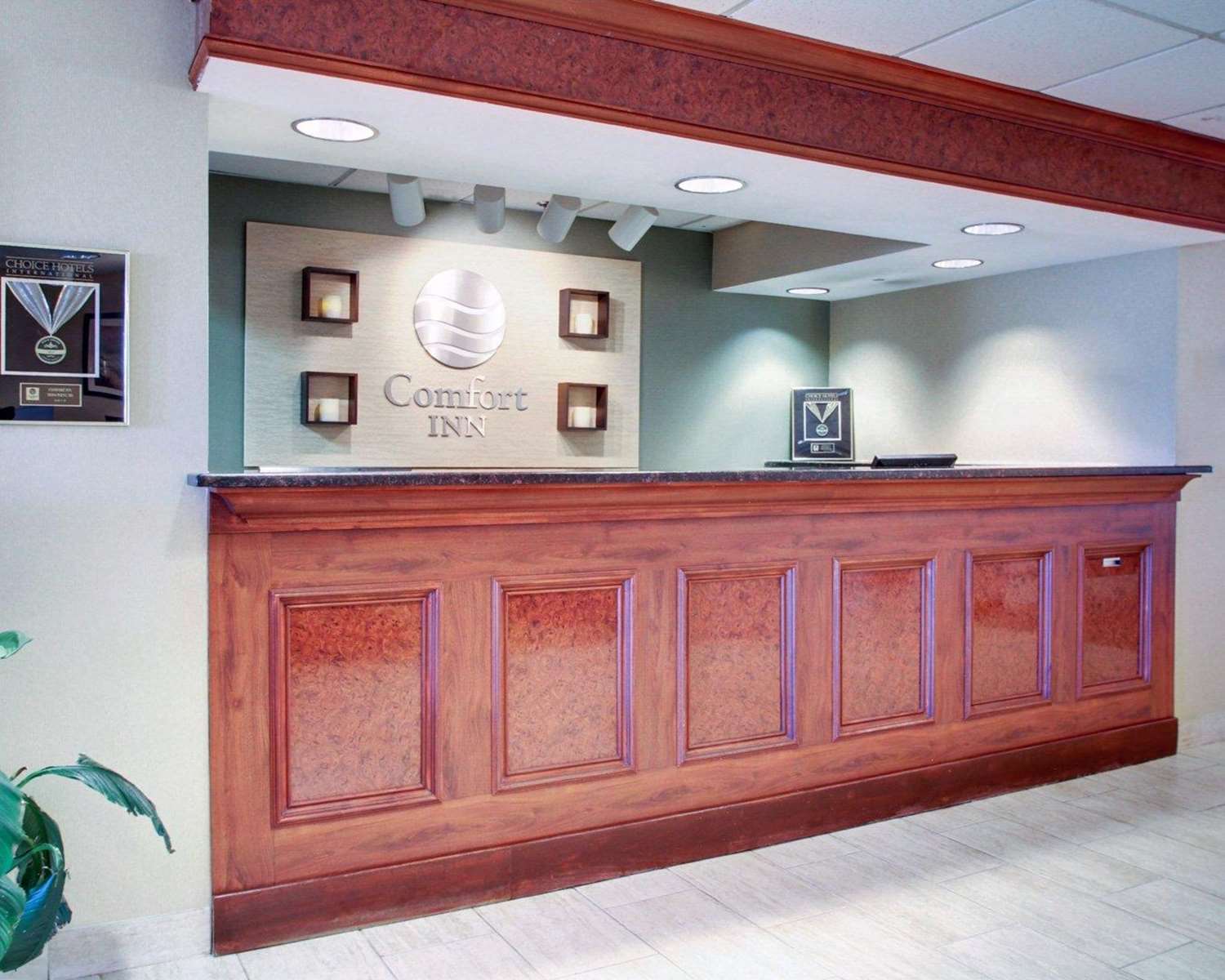 Comfort Inn & Suites Moss Point Pascagoula 6/40