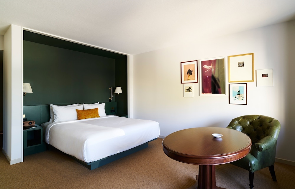 PARK MGM, KING BED, STRIP VIEW