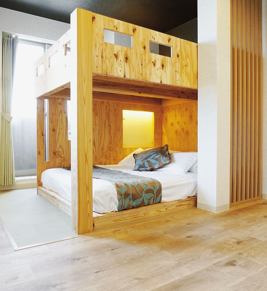 Poly Hostel Osaka 20/60