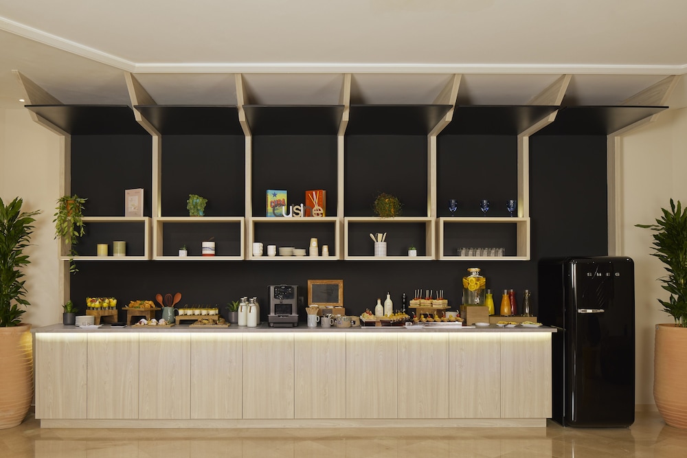 Innside by Melia Barcelona Apolo 14/75