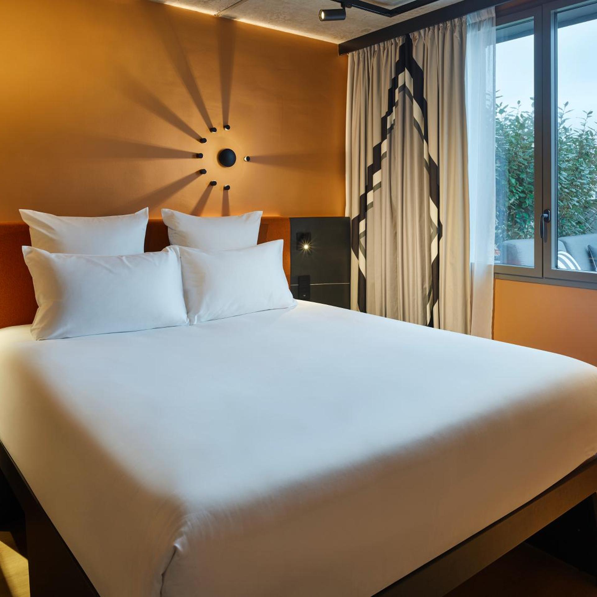 Tribe, Comfort, Double Bed, Courtyard Side View
