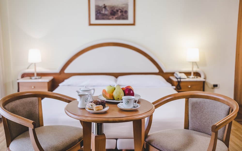 Hotel La Fonte 18/30