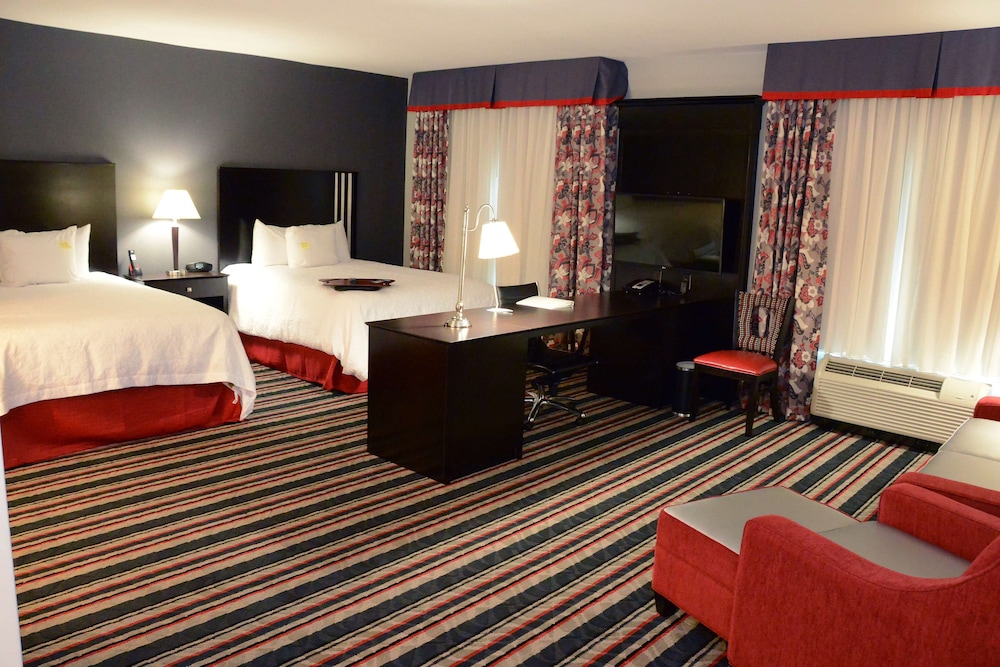 Studio, Suite, 2 Queen Beds, Sofa