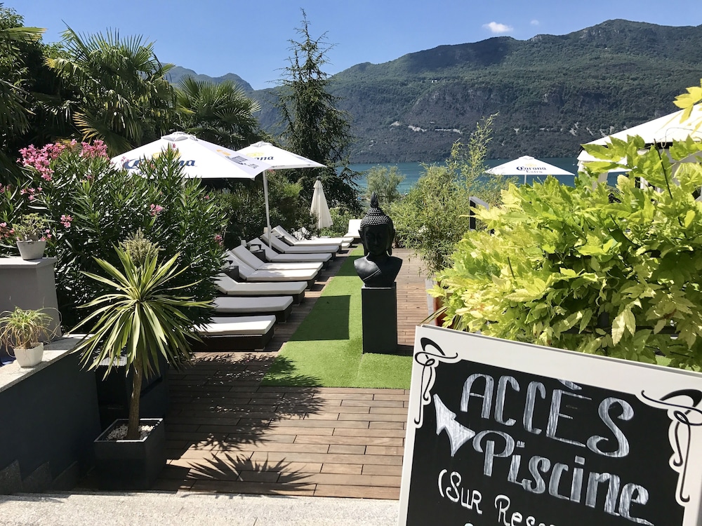 Les Suites Du Lac 41/50