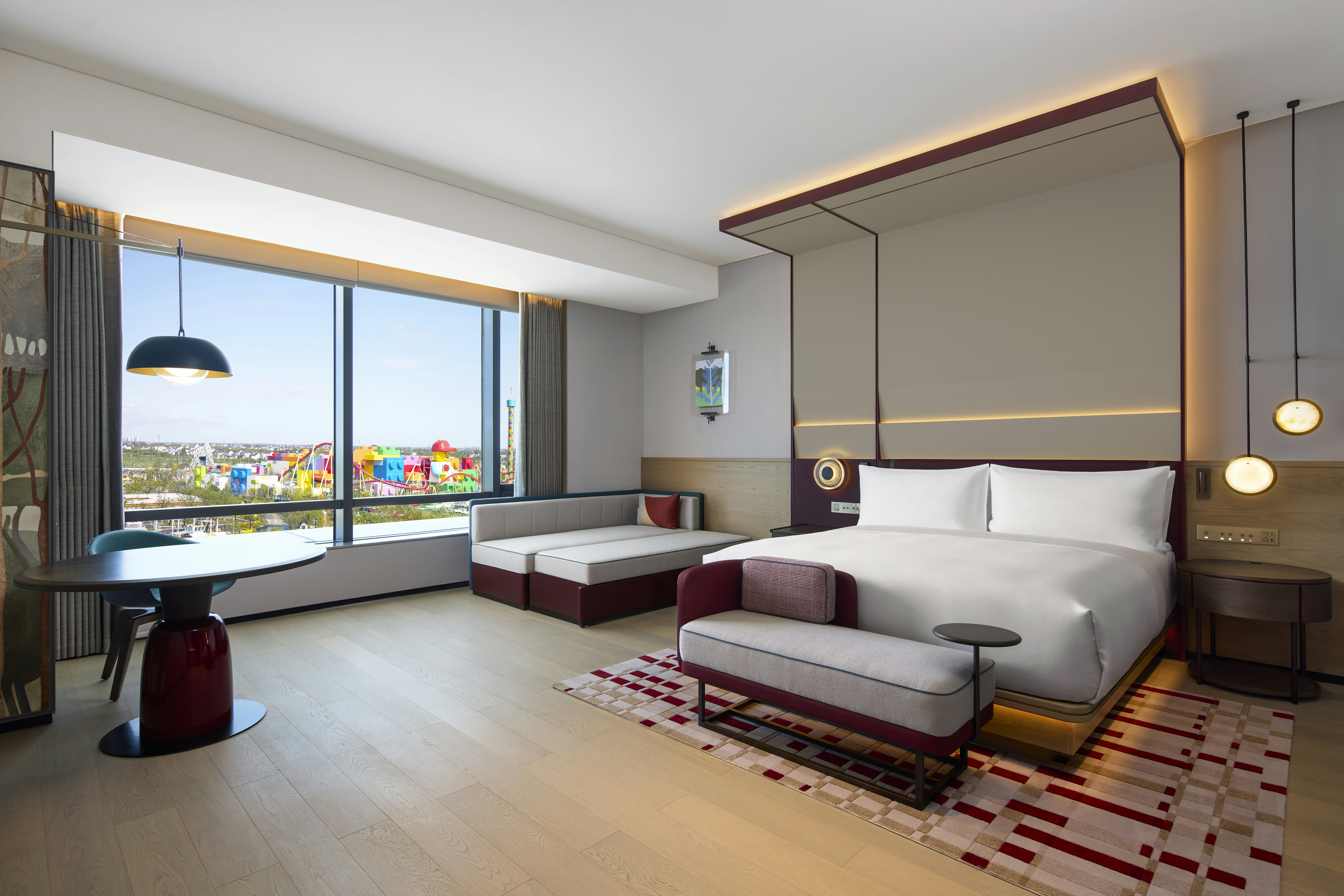 DELUXE, KING BED, SOFA