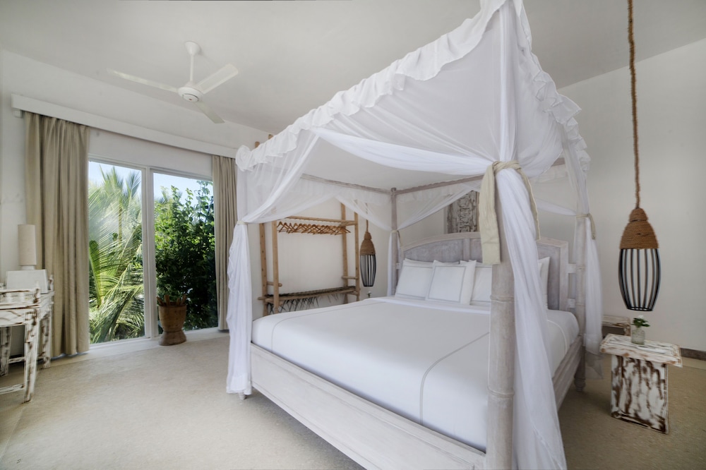 The Aiyana Resort and Spa 9/50