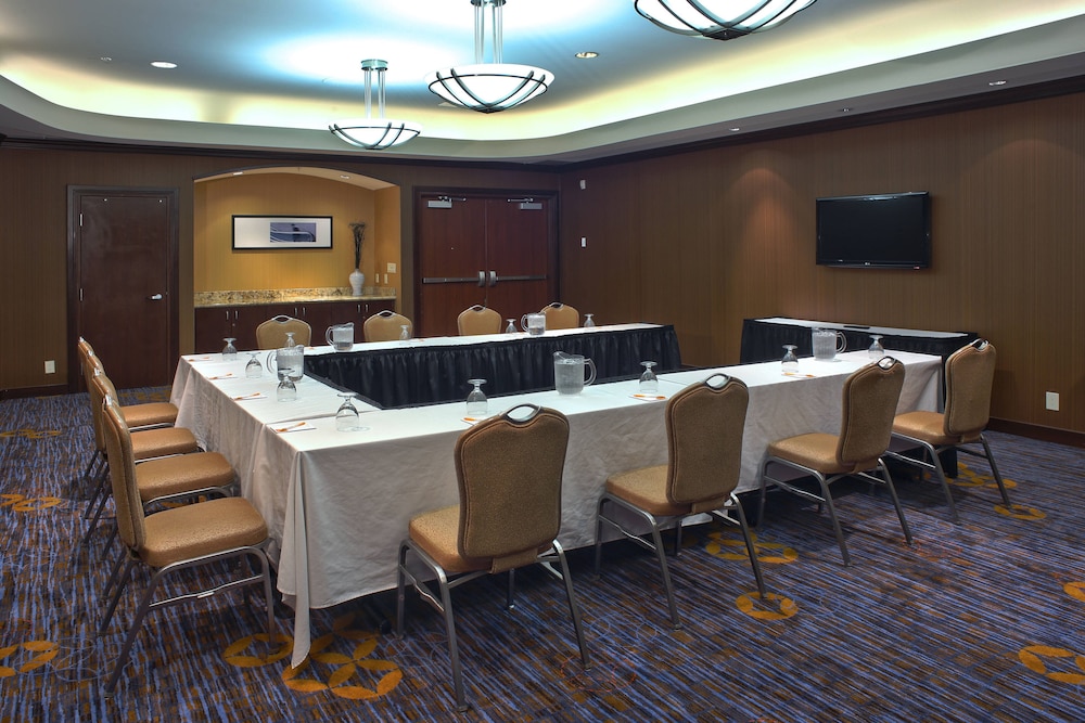 Courtyard by Marriott Hamilton 27/32