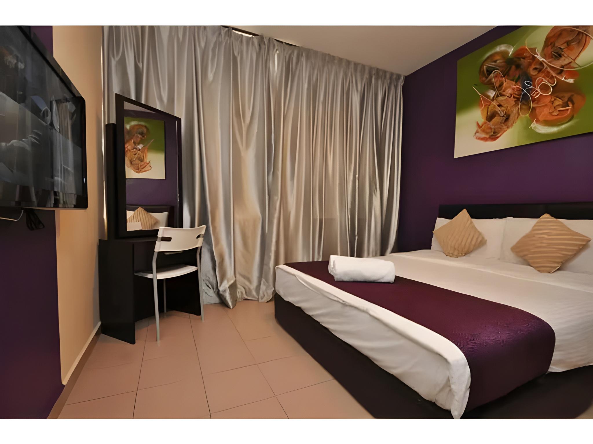 BIZ HOTEL 15/29