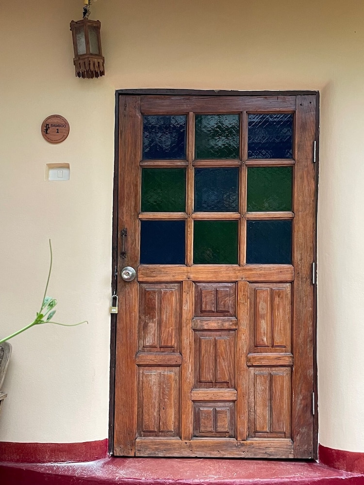 Chiang Dao Roundhouses 3/47