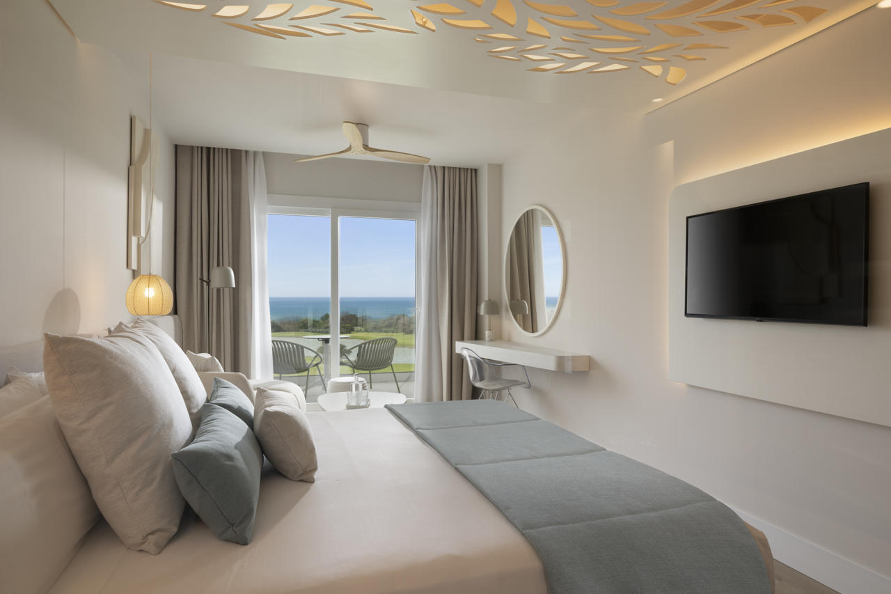 Amare Beach Hotel Sancti Petri 78/111