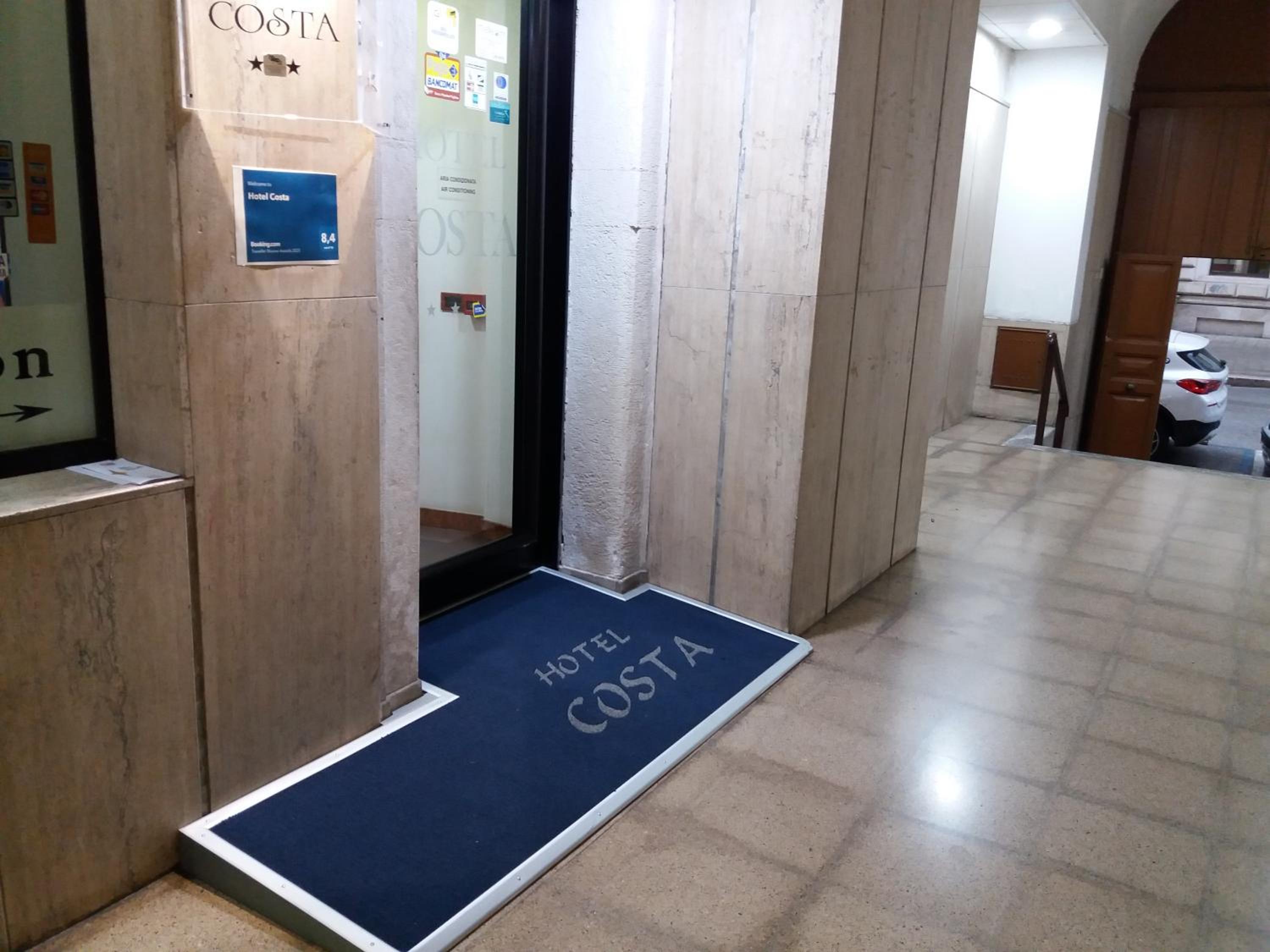 Hotel Costa 8/49