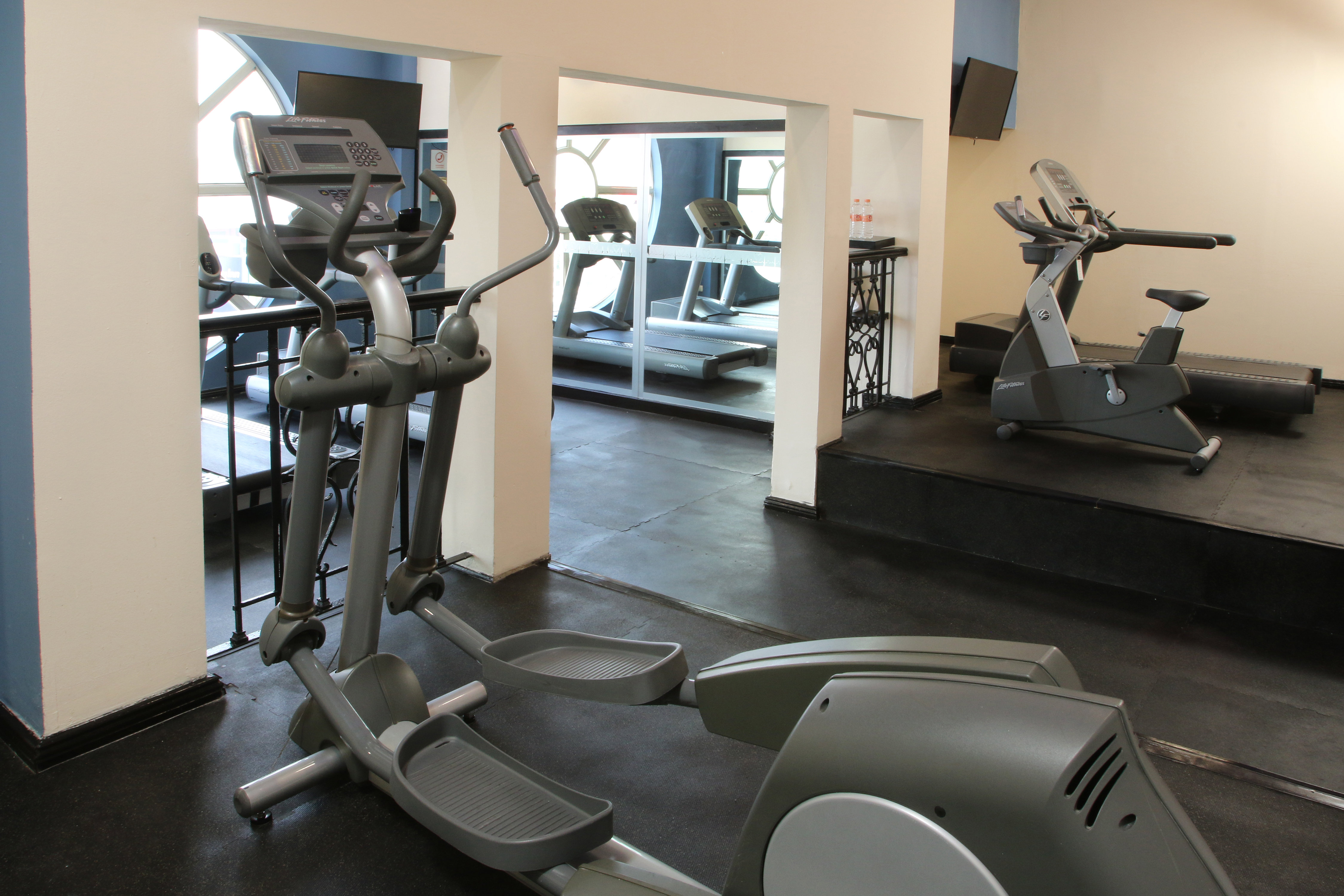 Holiday Inn Express Monterrey Tecnologico 23/50
