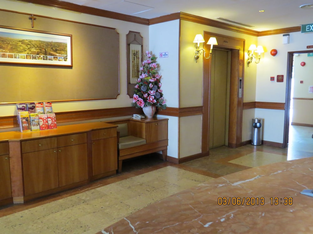 Four Chain View Hotel 8/54