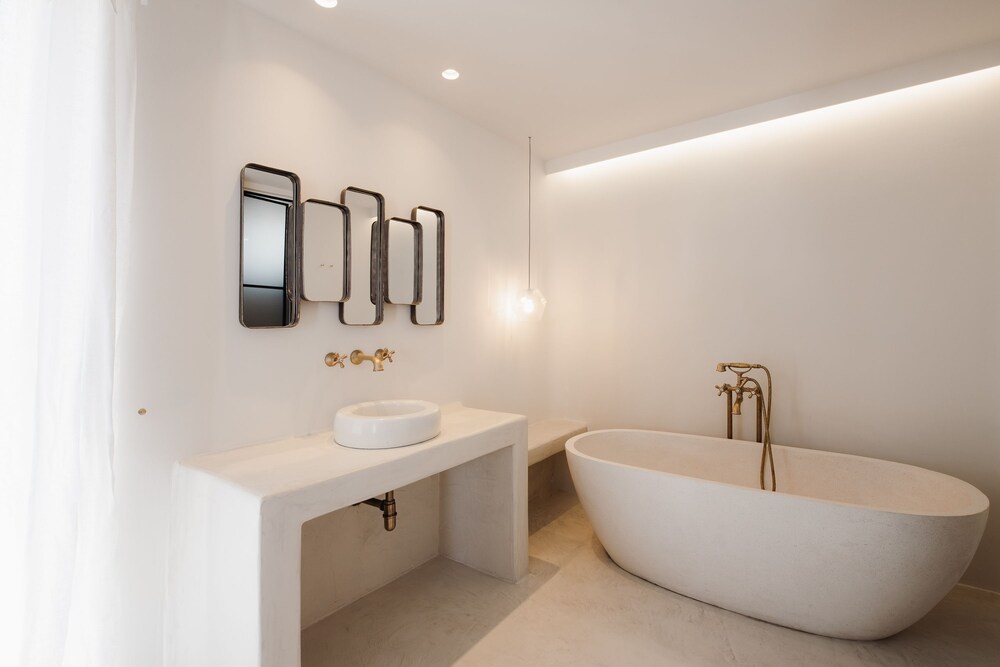 Koukoumi Vegan Boutique Hotel 48/49