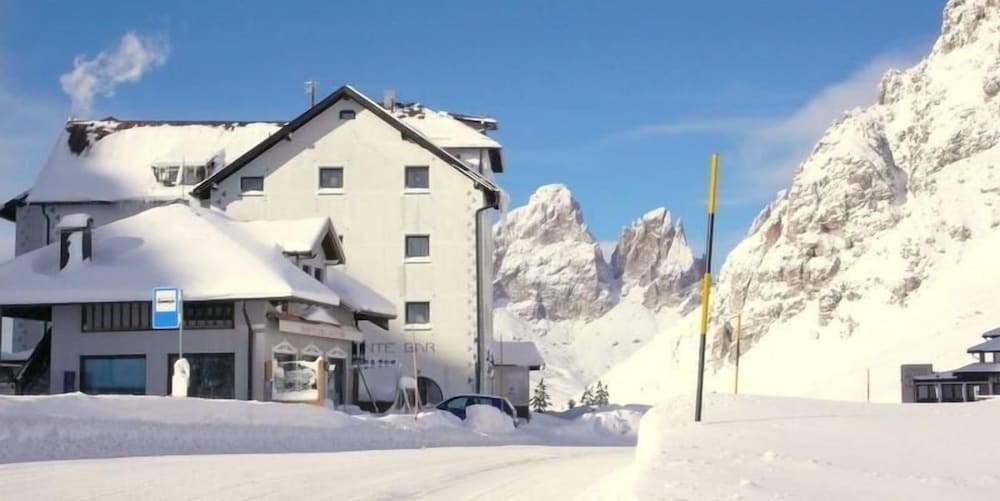 Hotel Col Di Lana 3/41