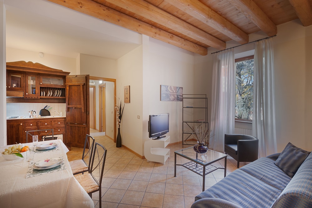 Mastino Hotel 53/72
