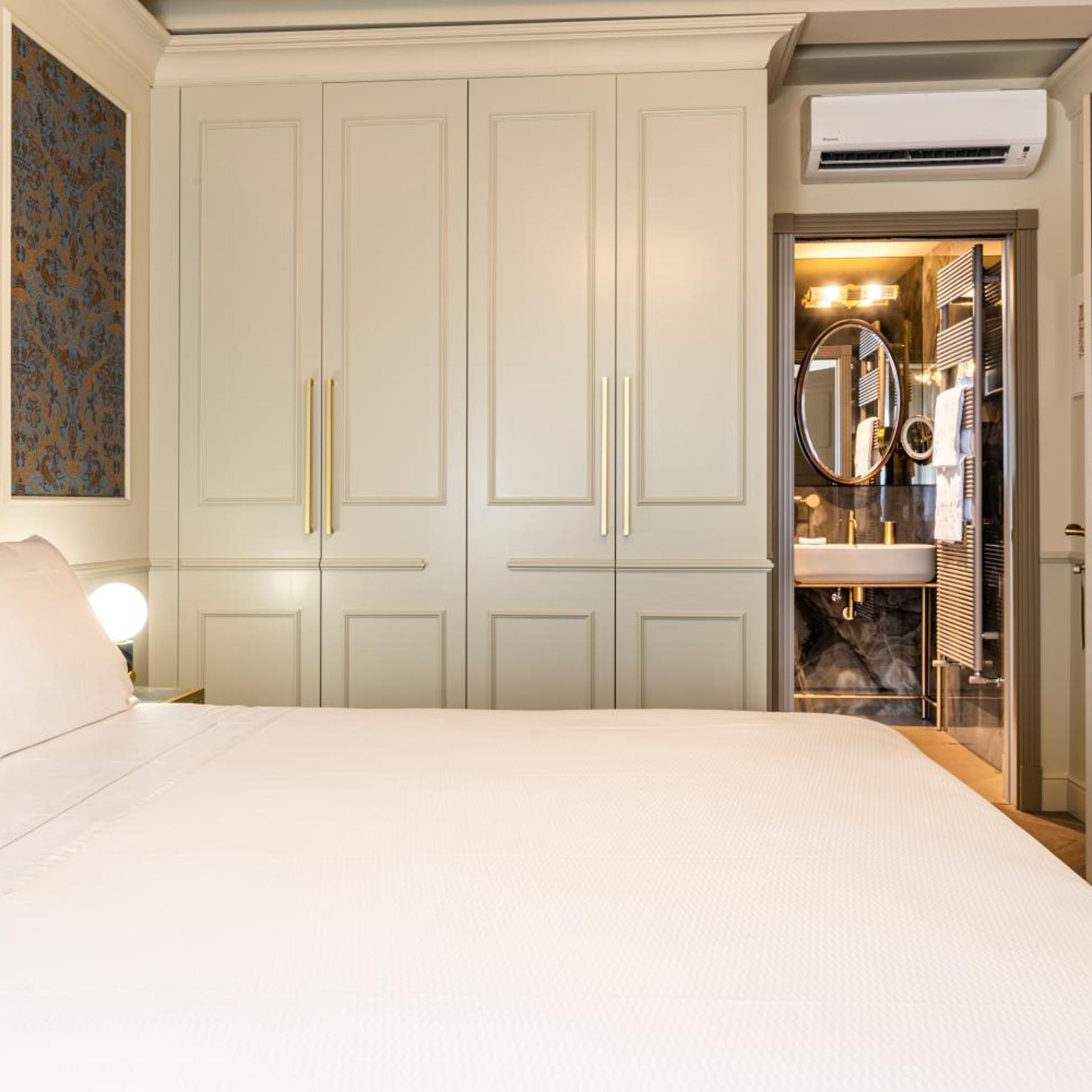 غرفة ديلوكس بسرير مزدوج بإطلالة على القناة، Hotel Palazzina Sardi 8/10