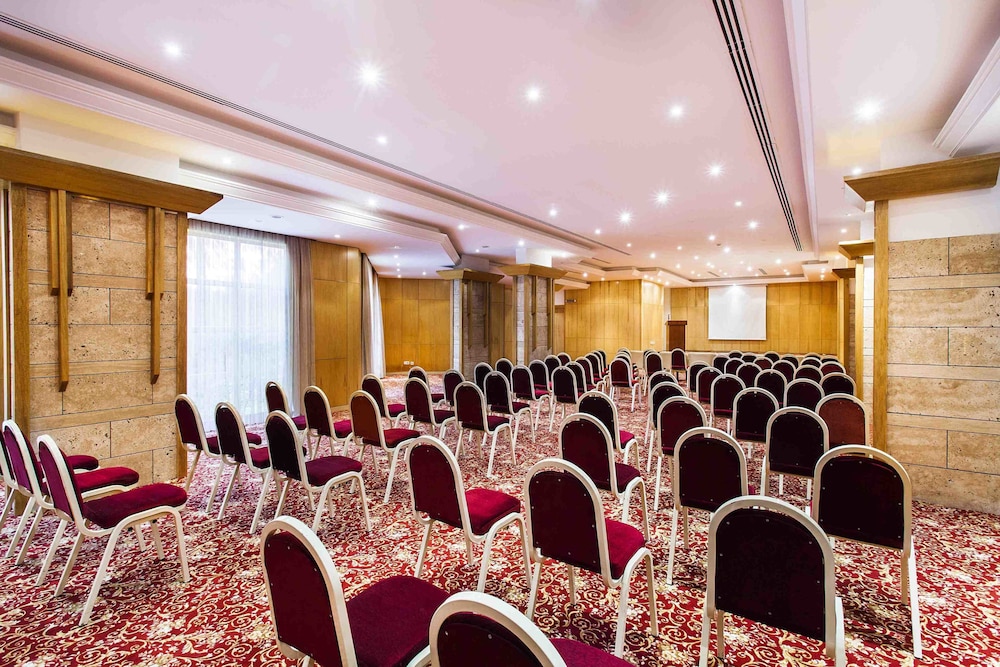 Polat Thermal Hotel 49/66