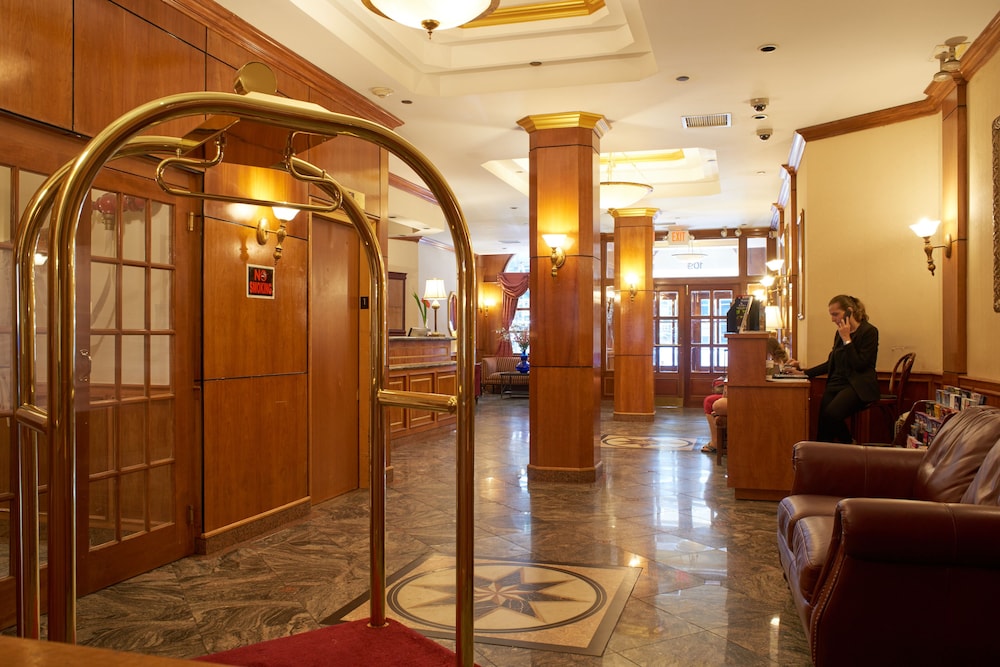 Hotel St James 30/36