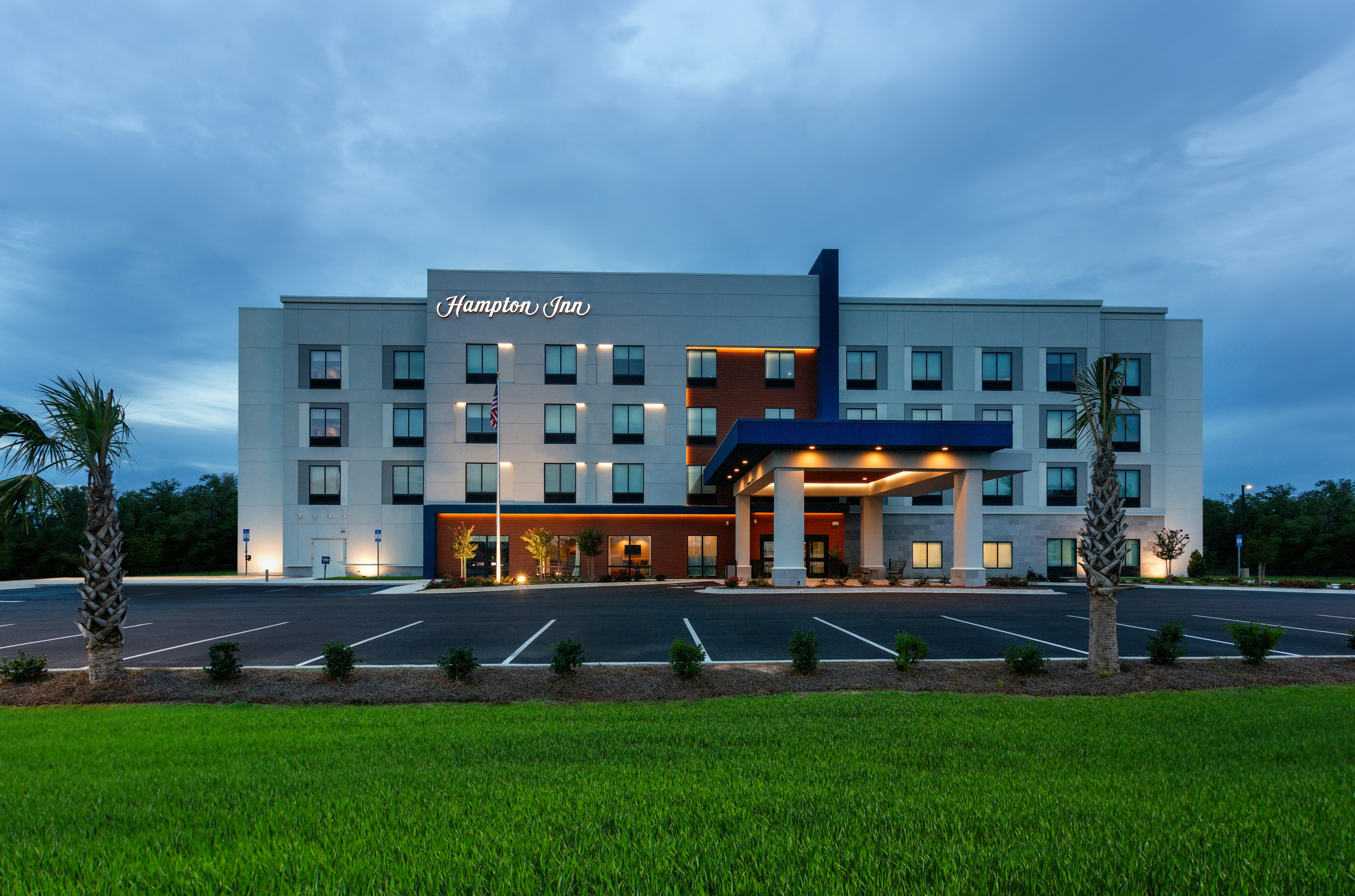 Hampton Inn Marianna I-10 2/24