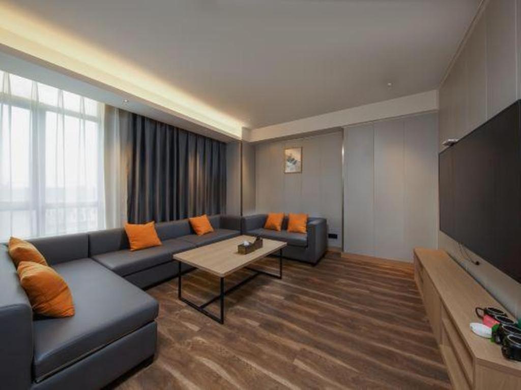 GreenTree Inn Changzhou Henlin Town Zhongtian Express Hotel 35/48