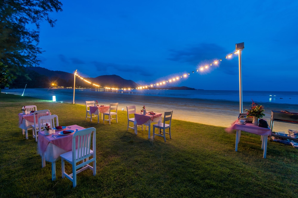 Twinbay Resort And Spa 67/69