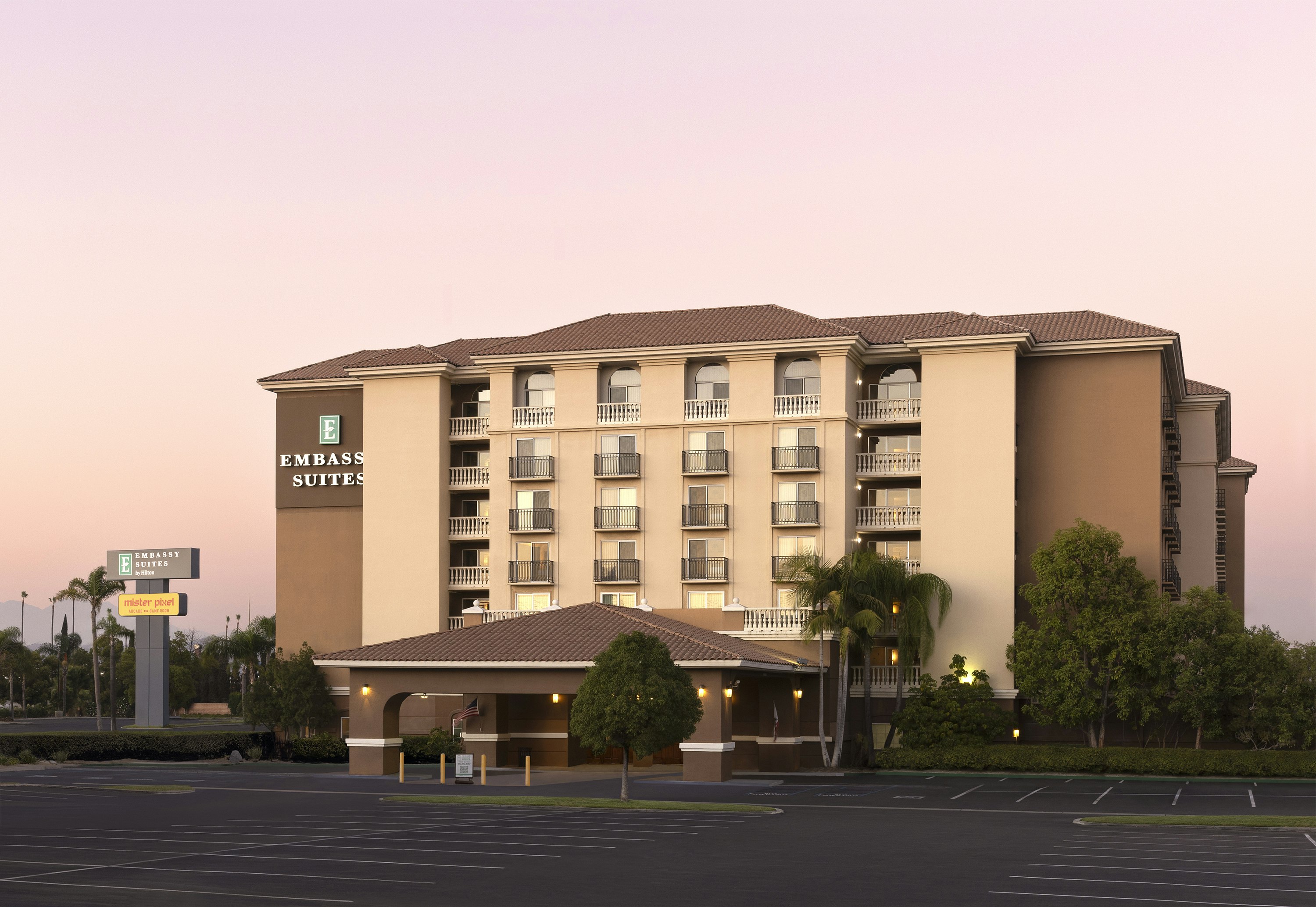 Embassy Suites by Hilton Anaheim North in ANAHEIM - CA