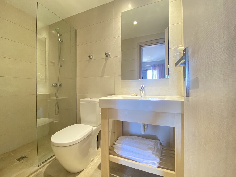 Louvre Hotel 28/29
