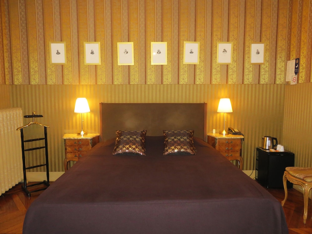 Hotel Windsor Home Paris 21/50