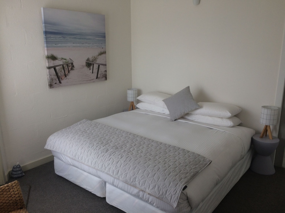 Oceanic Apartments Sorrento 13/69