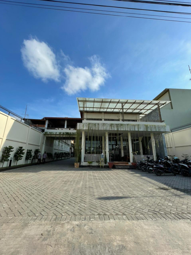 Lims Hotel 1/11