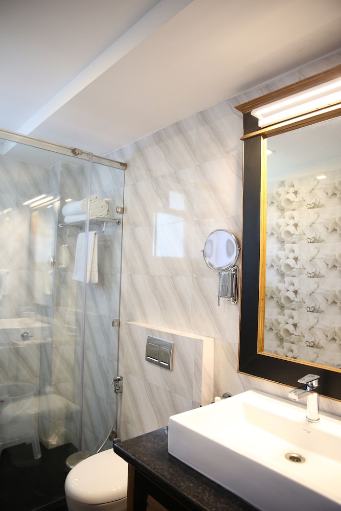 Hotel Boulevard، Dehradun 24/24