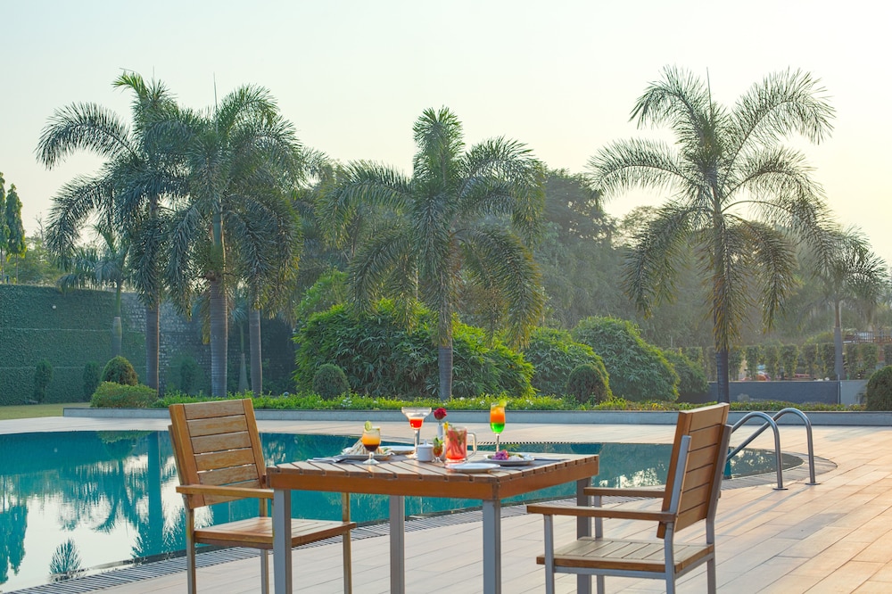 Lemon Tree Hotel Baddi 33/50