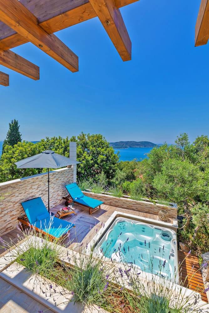 Residences Island View 28/34