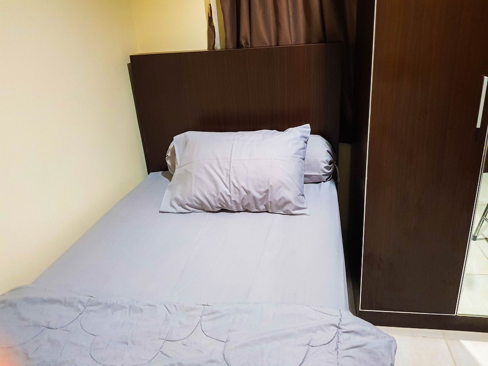 Aloha Guest House 2 by ZUZU 8/30