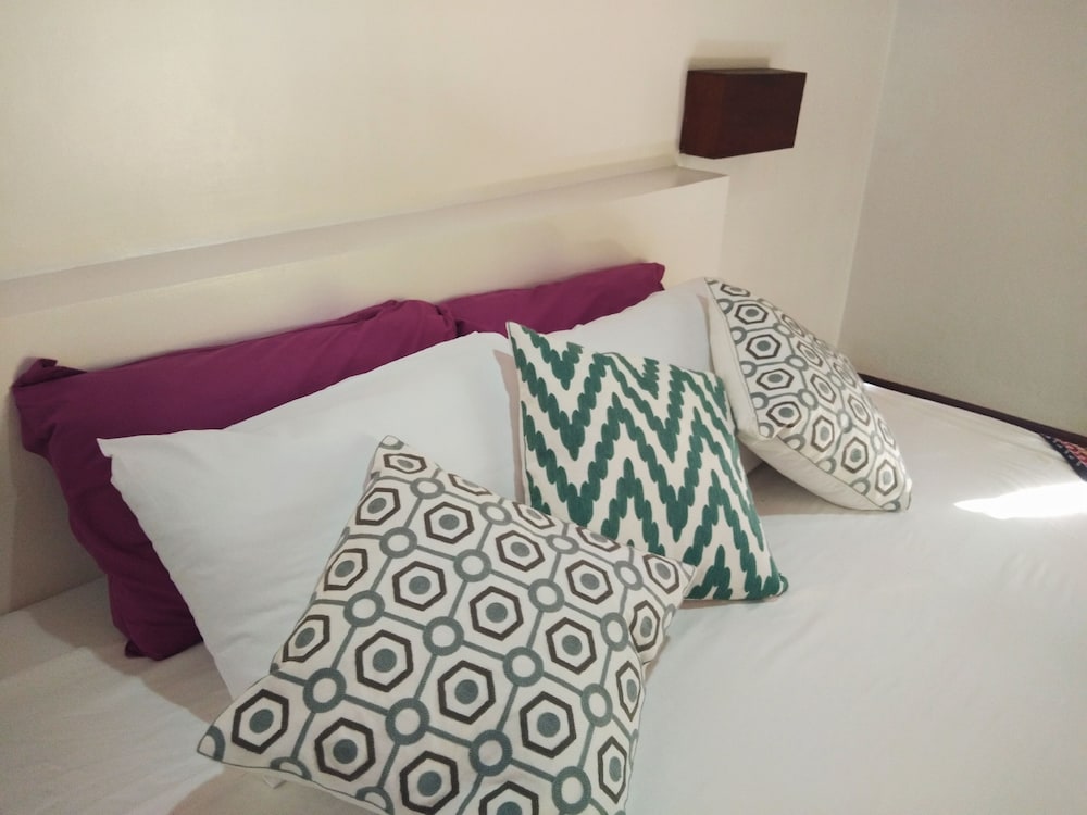 Villa Kalachuchi B&B 14/56