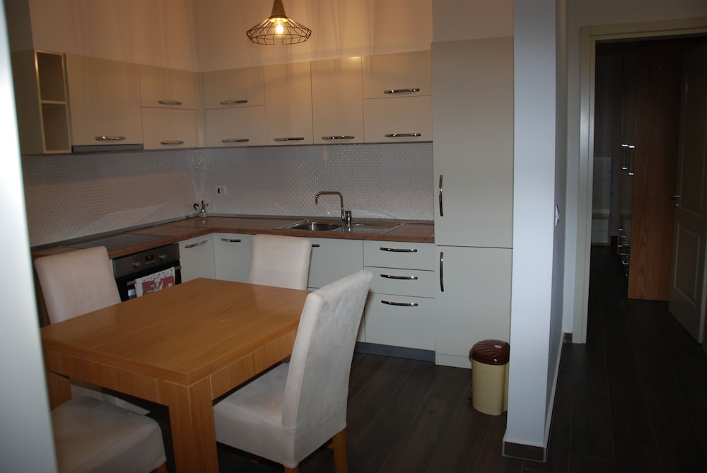 Sunrise Luxury Apartment 37/50