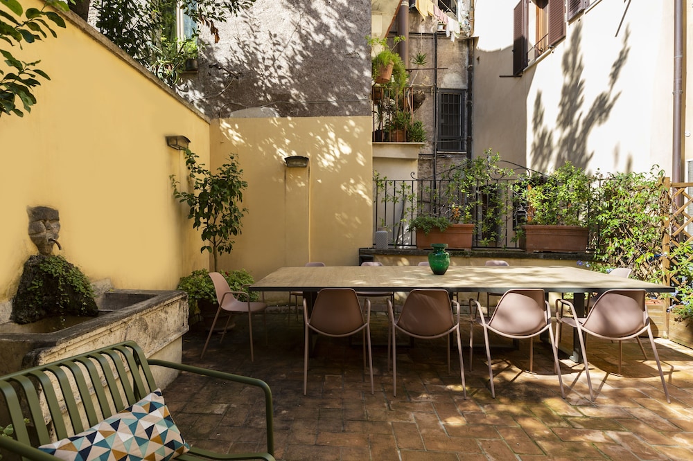 Margana Palace 33/50