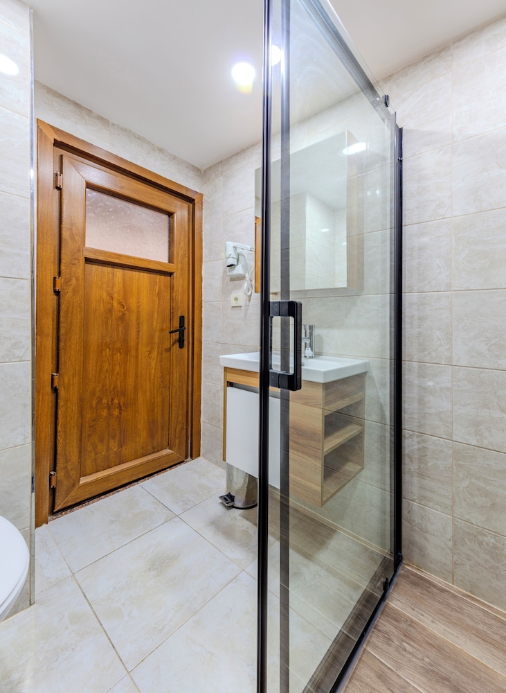 Hotel Silviya 48/50