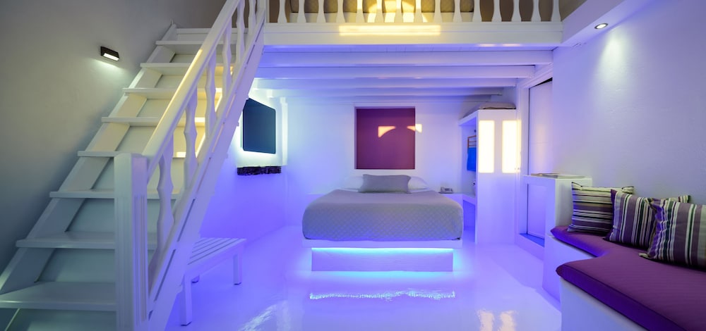 Abyssanto Suites Spa 5/50