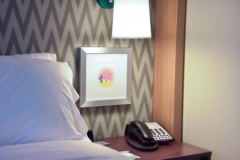 Holiday Inn Brownsville 18/48